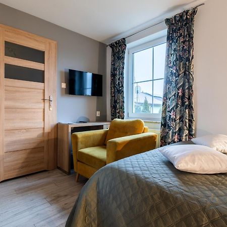Jaskolka - Pokoje I Apartament Przy Plazy Olštýn Exteriér fotografie