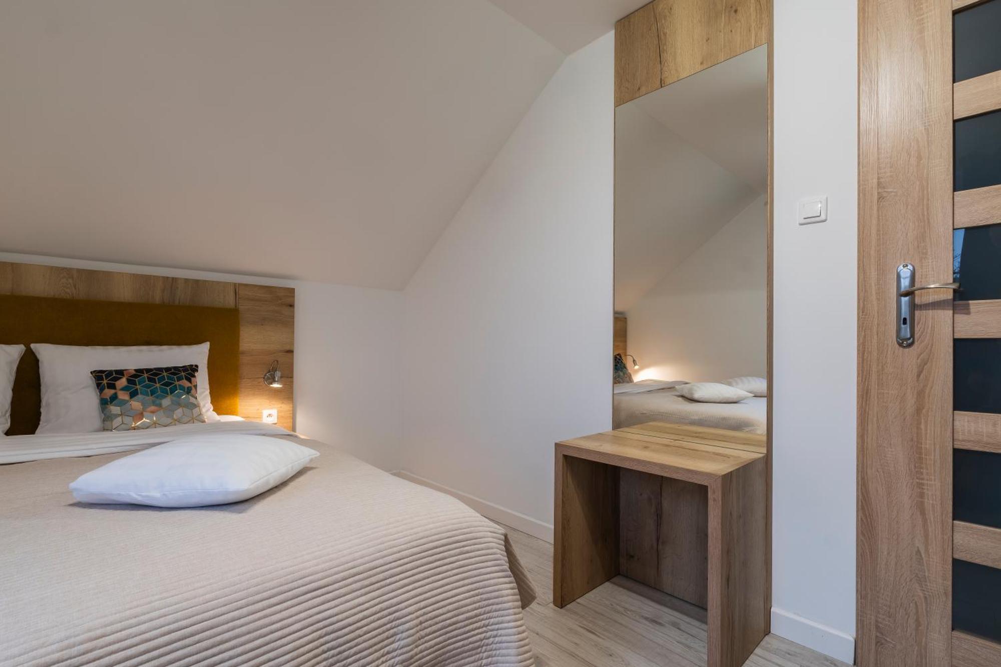 Jaskolka - Pokoje I Apartament Przy Plazy Olštýn Exteriér fotografie