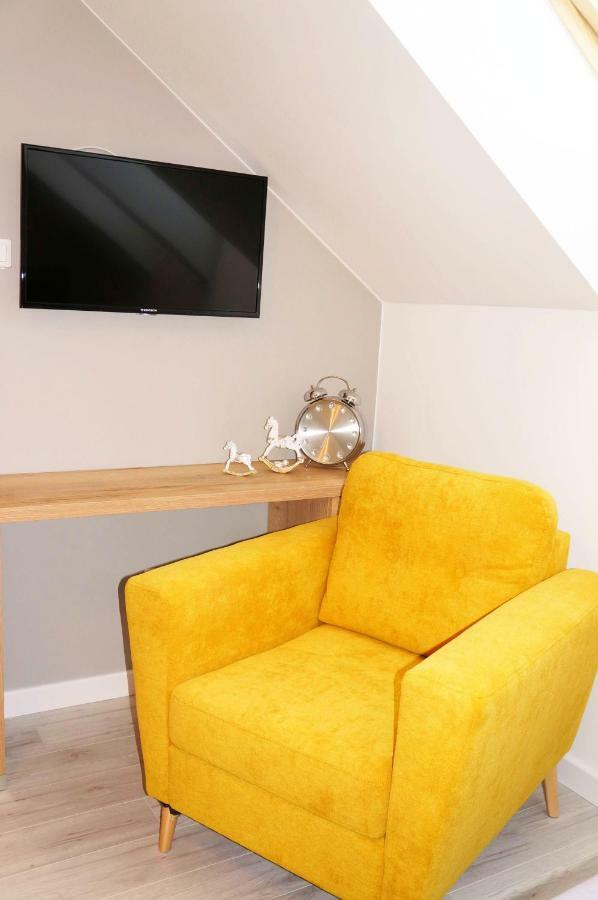Jaskolka - Pokoje I Apartament Przy Plazy Olštýn Exteriér fotografie